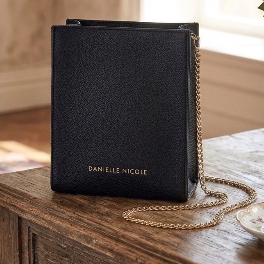 Danielle Nicole Black Fringe‎ Crossbody Bag Vegan Leather Gold Chain Strap Purse